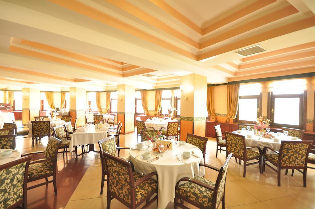 Esenboga Airport Hotel Ankara Bagian luar foto